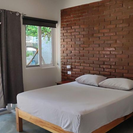 Casa Sixta A 7Min Del Aeropuerto Internacional Pmx Y 2 Cuadras Terminal Autob Ado Hotel Puerto Escondido  Eksteriør billede