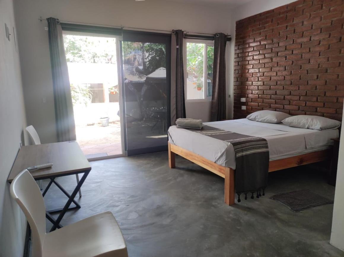 Casa Sixta A 7Min Del Aeropuerto Internacional Pmx Y 2 Cuadras Terminal Autob Ado Hotel Puerto Escondido  Eksteriør billede