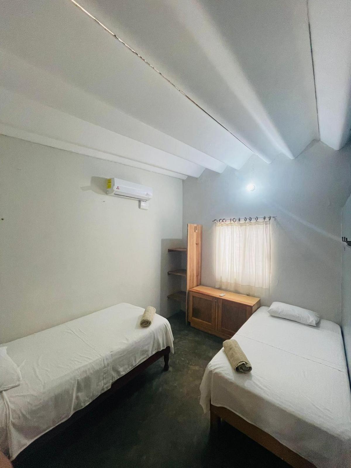 Casa Sixta A 7Min Del Aeropuerto Internacional Pmx Y 2 Cuadras Terminal Autob Ado Hotel Puerto Escondido  Eksteriør billede