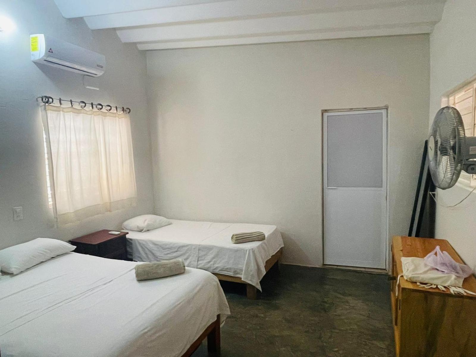 Casa Sixta A 7Min Del Aeropuerto Internacional Pmx Y 2 Cuadras Terminal Autob Ado Hotel Puerto Escondido  Eksteriør billede